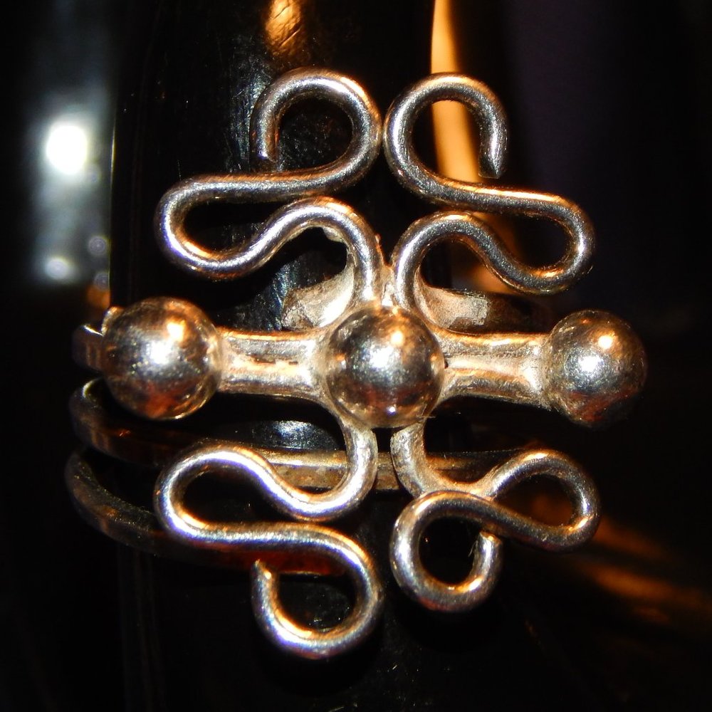 <3 Your Choice Unique Silver Rings <3 - Picture 4 of 15